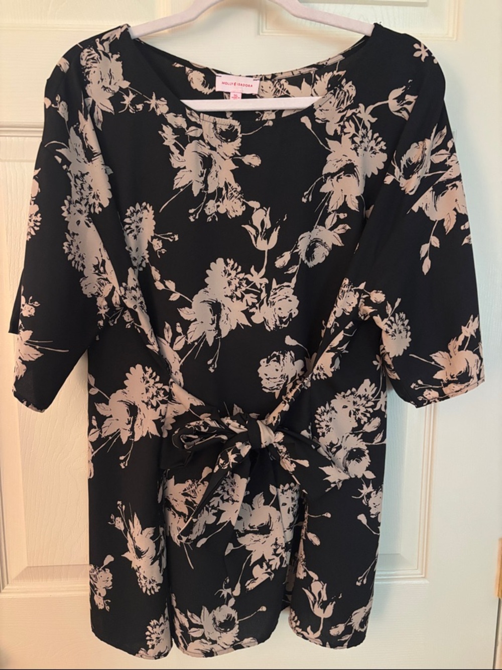 Black and Tan Floral Tie-Front Blouse 1XL
